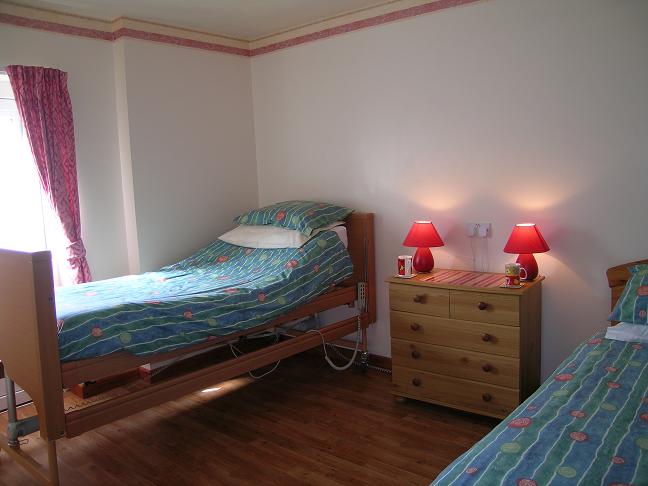 Mefysen - Sleeps 7, 4 bedrooms, 2 bathrooms, electric bed, 2 downstairs bedrooms
